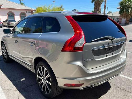 2016 Volvo XC60 T6 Drive-E Platinum