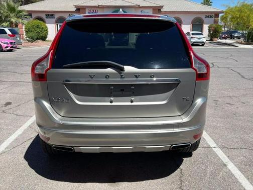 2016 Volvo XC60 T6 Drive-E Platinum