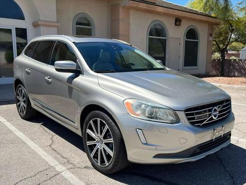 2016 Volvo XC60 T6 Drive-E Platinum