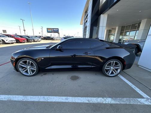 2017 Chevrolet Camaro 2LT
