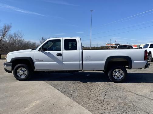 2007 Chevrolet Silverado 2500 H/D Extended Cab Classic