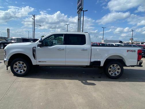 STAR WHITE 2024 Ford F-250 Lariat