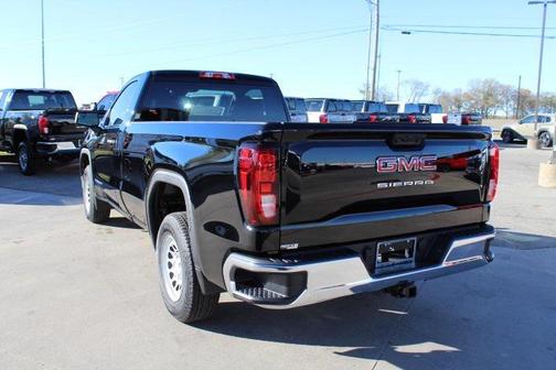 2025 GMC Sierra 1500 Pro