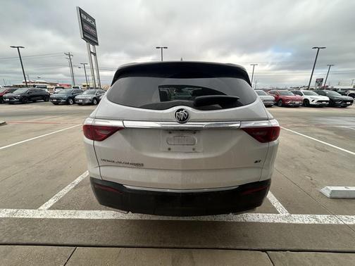 2022 Buick Enclave FWD Essence