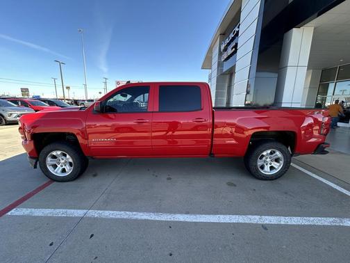 2018 Chevrolet Silverado 1500 2LT