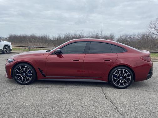 2025 BMW M440 i
