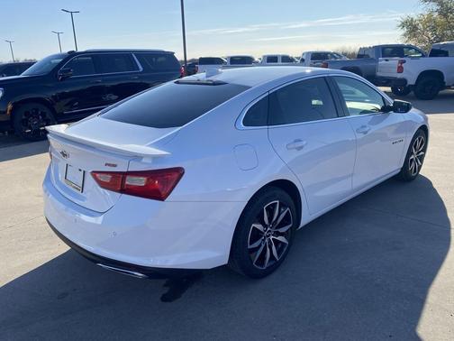 2024 Chevrolet Malibu FWD RS