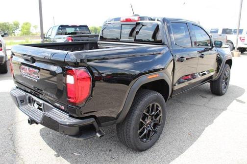 2025 GMC Canyon Base