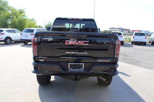 2025 GMC Sierra 2500 AT4