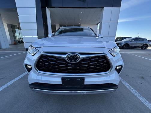 2023 Toyota Highlander Limited