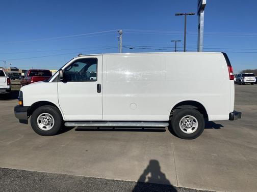 2021 Chevrolet Express 2500 RWD 2500 Regular Wheelbase WT