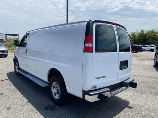 2021 Chevrolet Express 2500 RWD 2500 Regular Wheelbase WT