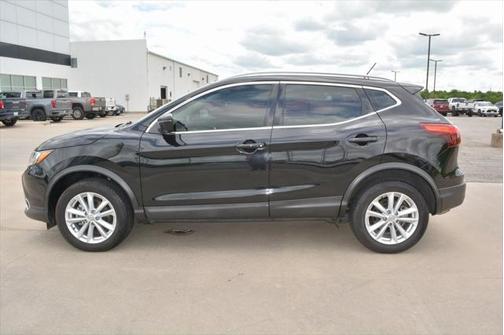 2018 Nissan Rogue Sport SV