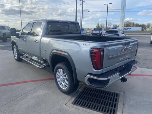 2024 GMC Sierra 2500 SLT