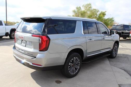 2026 GMC Yukon XL 2WD Elevation