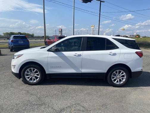 2021 Chevrolet Equinox LS