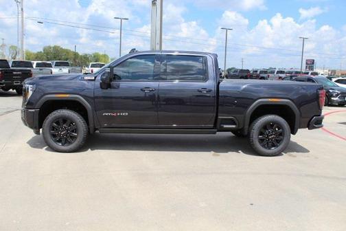 2025 GMC Sierra 2500 AT4