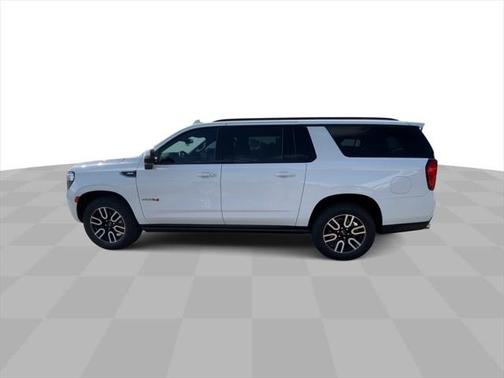 2022 GMC Yukon XL 4WD AT4