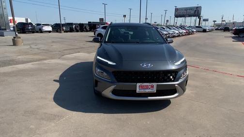 2022 Hyundai KONA Limited