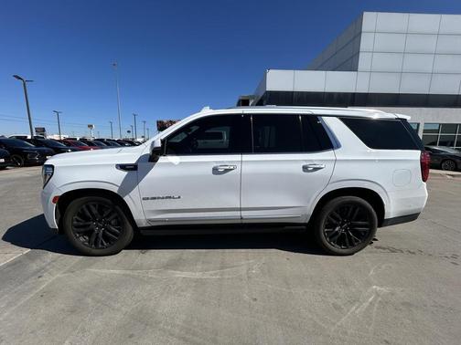 2023 GMC Yukon Denali