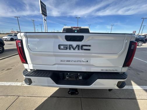 2024 GMC Sierra 3500 Denali