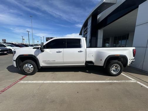 2024 GMC Sierra 3500 Denali