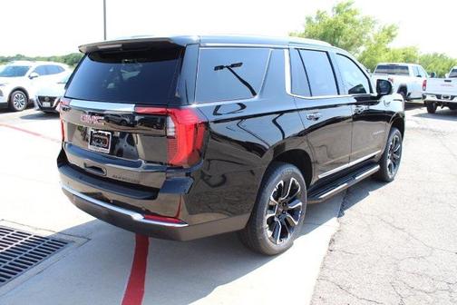 2025 GMC Yukon 4WD AT4