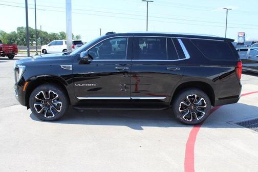 2025 GMC Yukon 4WD AT4