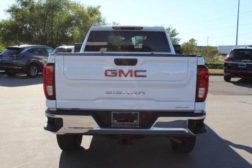 2026 GMC Sierra 2500 SLE