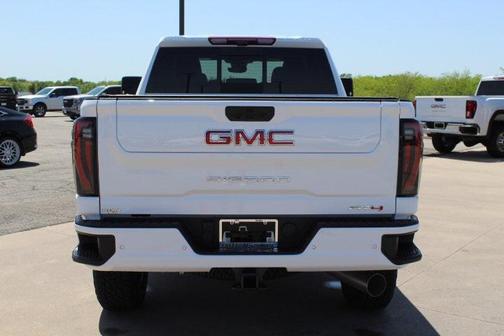 2025 GMC Sierra 2500 AT4