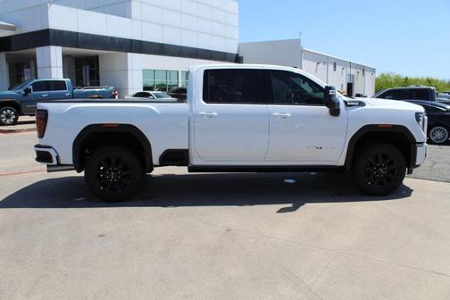 2025 GMC Sierra 2500 AT4
