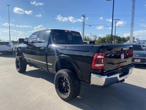2020 RAM 2500 Limited Crew Cab 4X4 6'4' Box