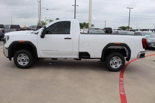 2025 GMC Sierra 2500 Base