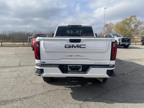 2024 GMC Sierra 2500 Denali Ultimate