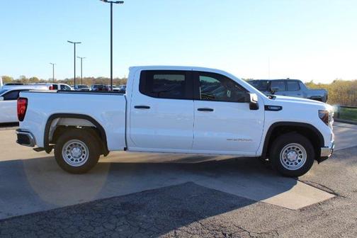 2025 GMC Sierra 1500 Pro