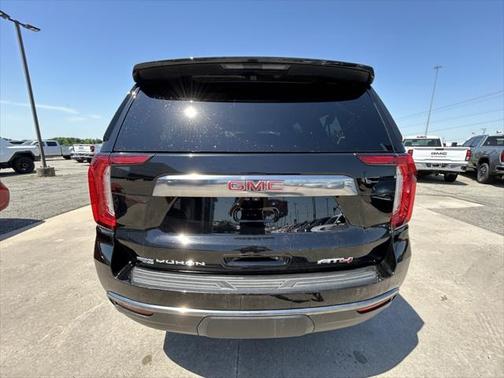 2023 GMC Yukon XL 4WD AT4