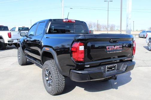 2025 GMC Canyon Base