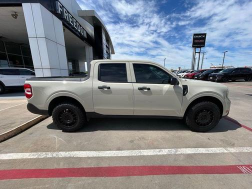 DESERT SAND 2025 Ford Maverick XL