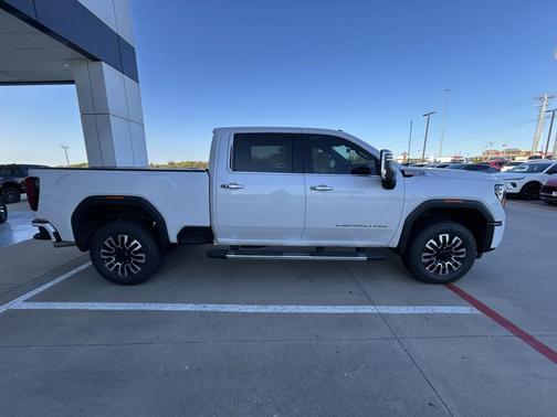 2024 GMC Sierra 2500 Denali