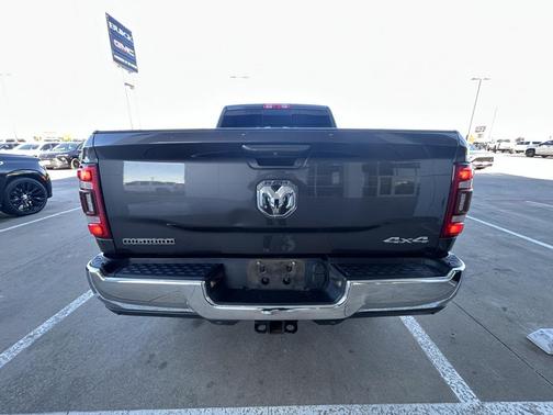 2020 RAM 2500 Big Horn Crew Cab 4X4 6'4' Box