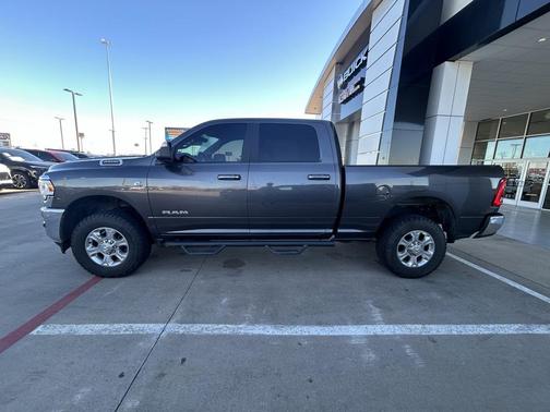 2020 RAM 2500 Big Horn Crew Cab 4X4 6'4' Box