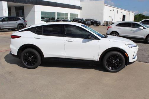 Summit White 2026 Buick Envista Sport Touring FWD