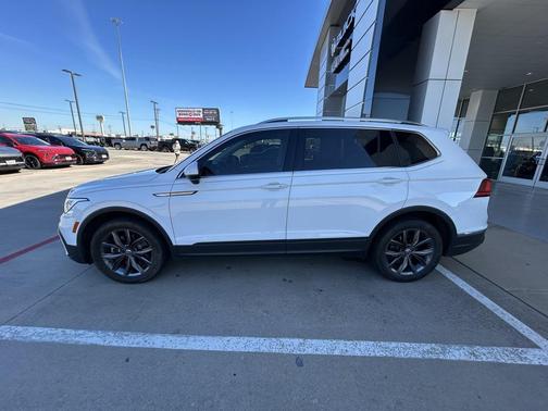 2022 Volkswagen Tiguan 2.0T SE