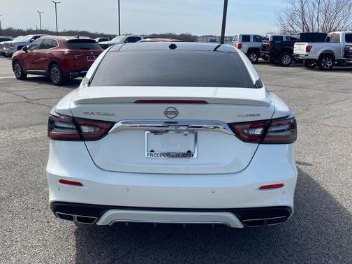 2023 Nissan Maxima 3.5 Platinum