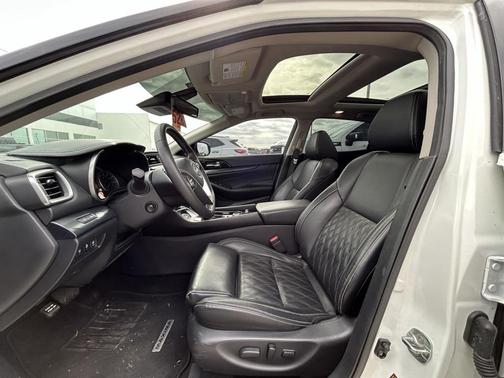2023 Nissan Maxima 3.5 Platinum