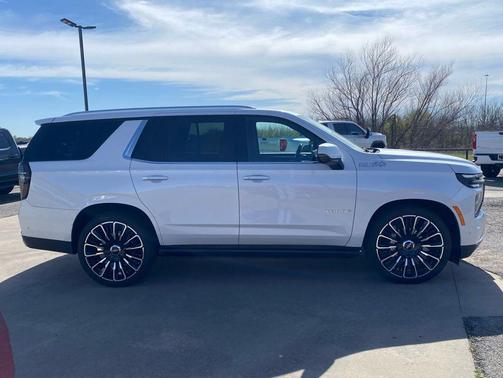 2025 Chevrolet Tahoe 4WD High Country