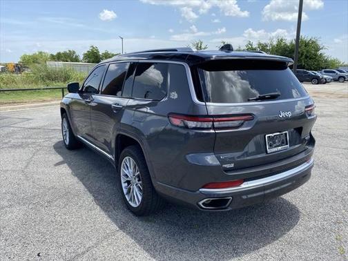 2022 Jeep Grand Cherokee L Summit