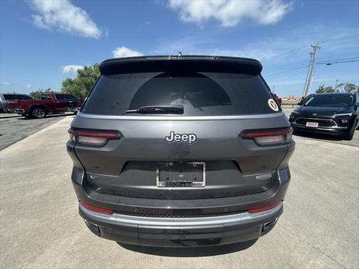 2022 Jeep Grand Cherokee L Summit