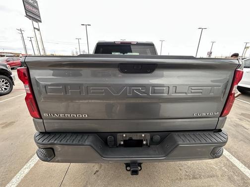 2022 Chevrolet Silverado 1500 Custom