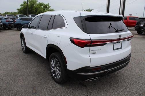 2025 Buick Enclave Preferred FWD
